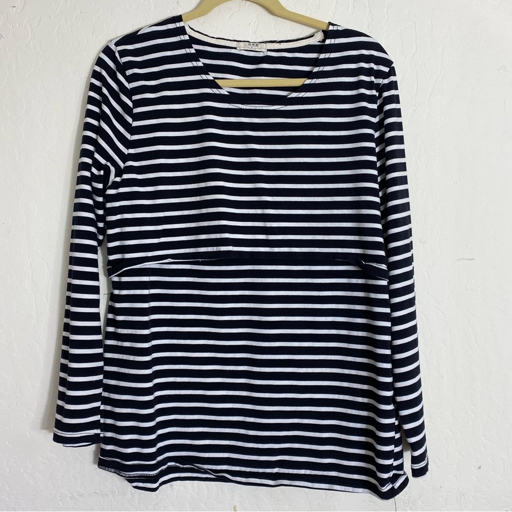 Bearsland black and white stripe nursing top size XL Convenient Practical blouse